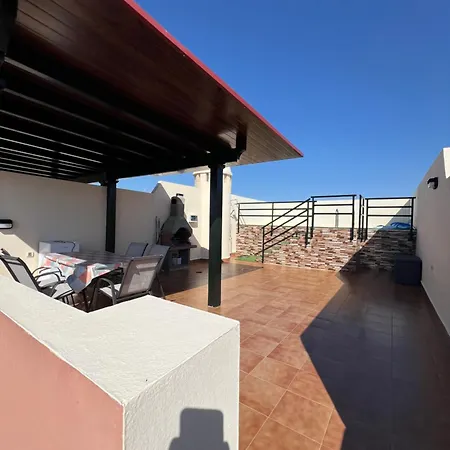 Апартаменты Atico Con Vistas Al Mar Y Piscina Privada *